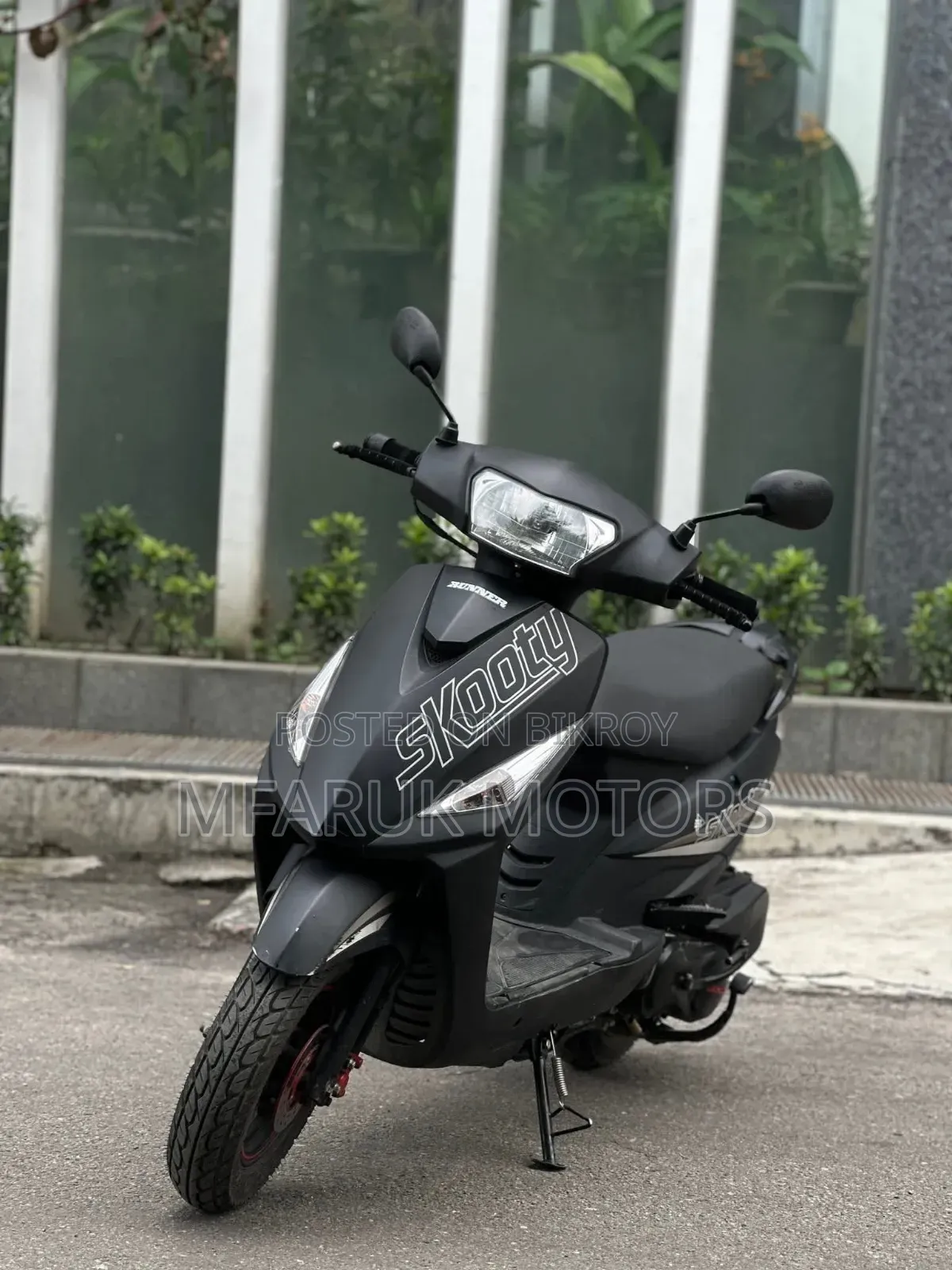 Runner SKOOTY-110 2024 Black