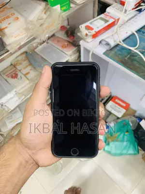 Apple iPhone 6s 32 GB White