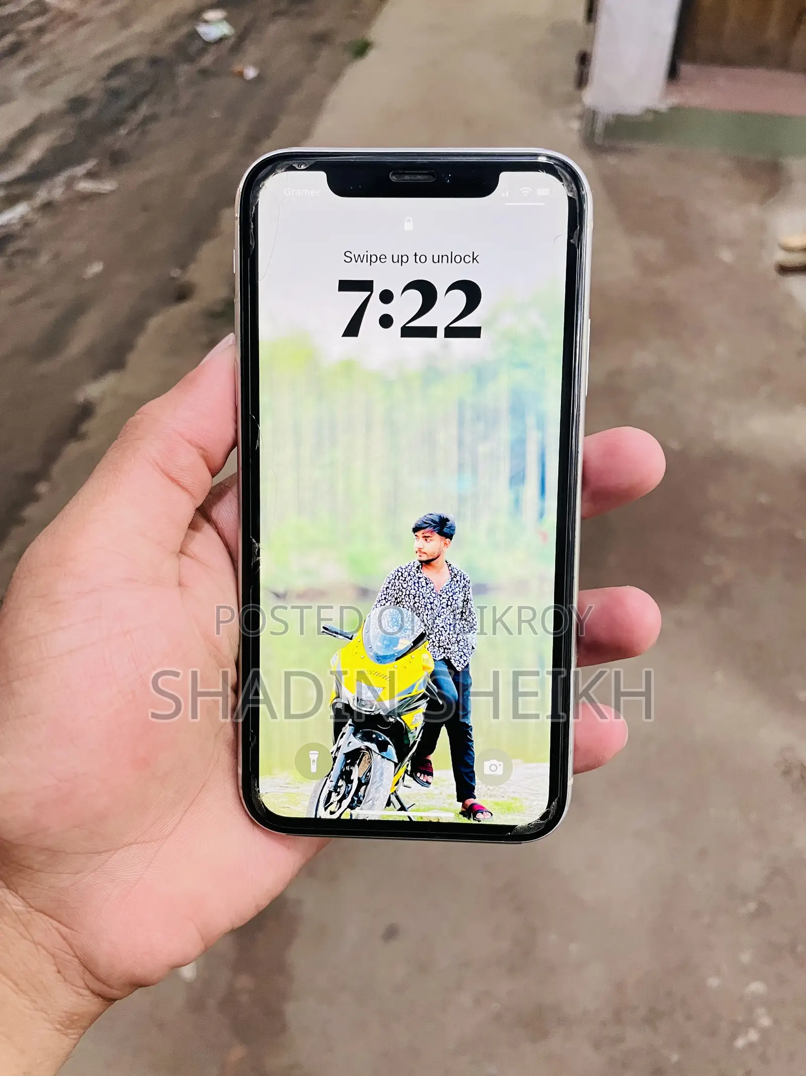 Apple iPhone XR 64 GB White