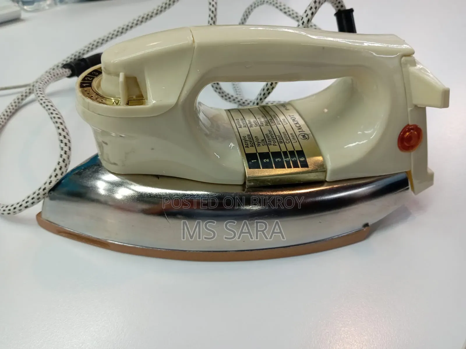 For Sale: Jackpot Electric Iron (Model Jp-2025)