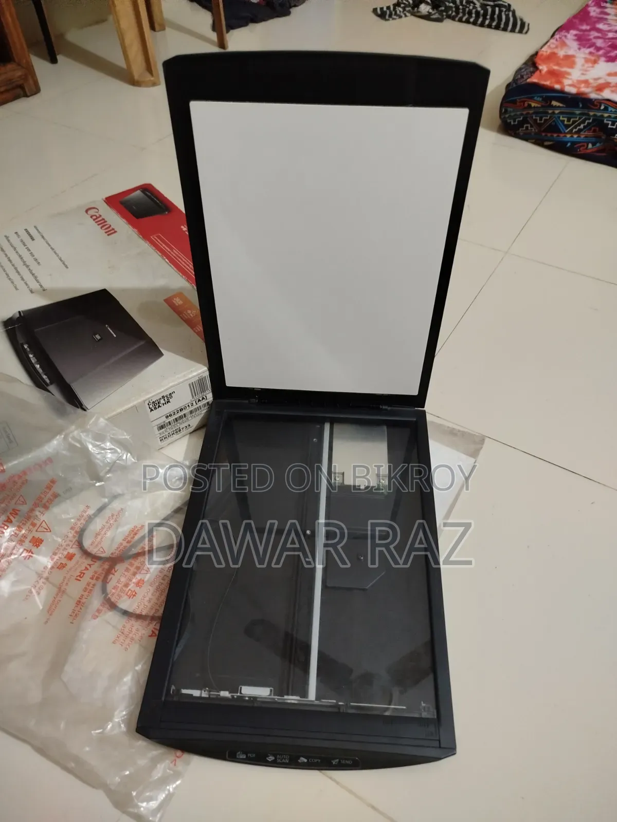 Canon CanoScan LiDE 120 Scanner (Like New / Box Included)