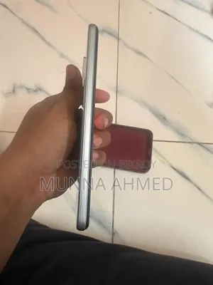 Vivo Y21 64 GB Silver
