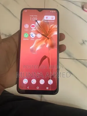 Vivo Y21 64 GB Silver