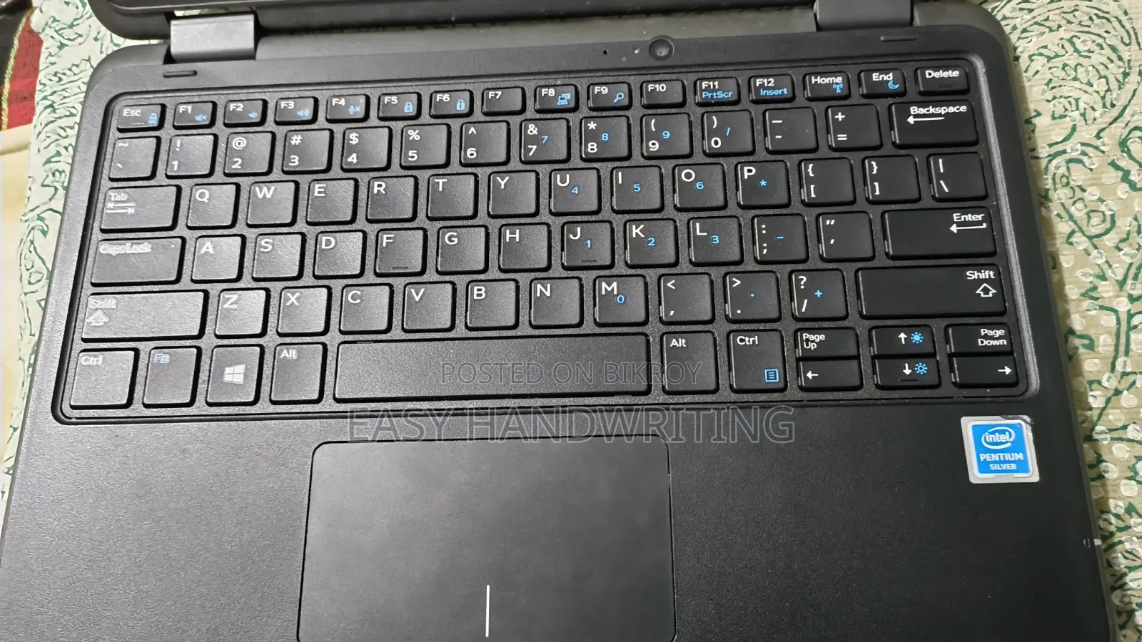 Laptop Dell Latitude 11 3190 2GB Intel Pentium SSHD (Hybrid) 128GB
