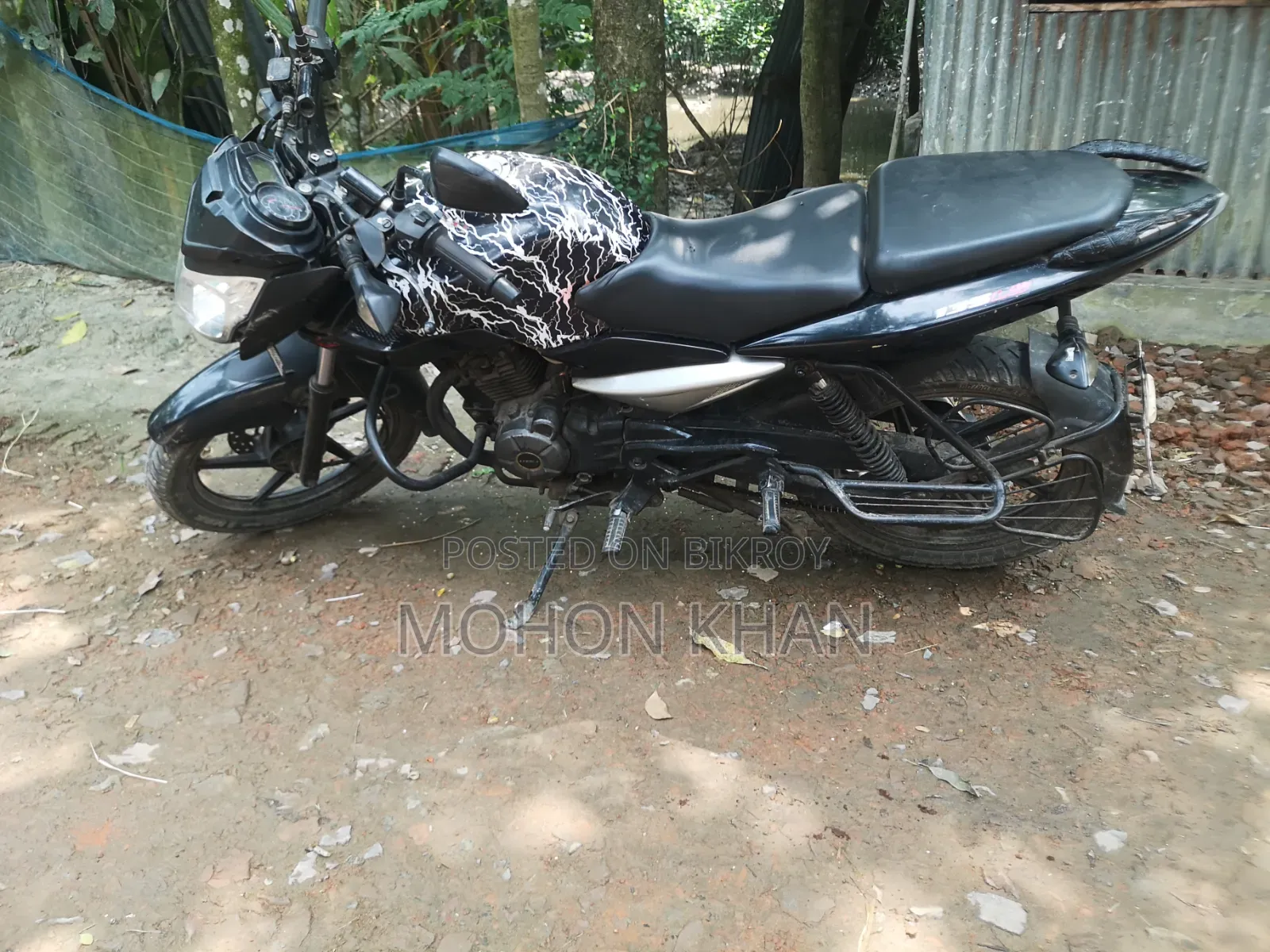 Bajaj Pulsar 135 LS 2015 Black