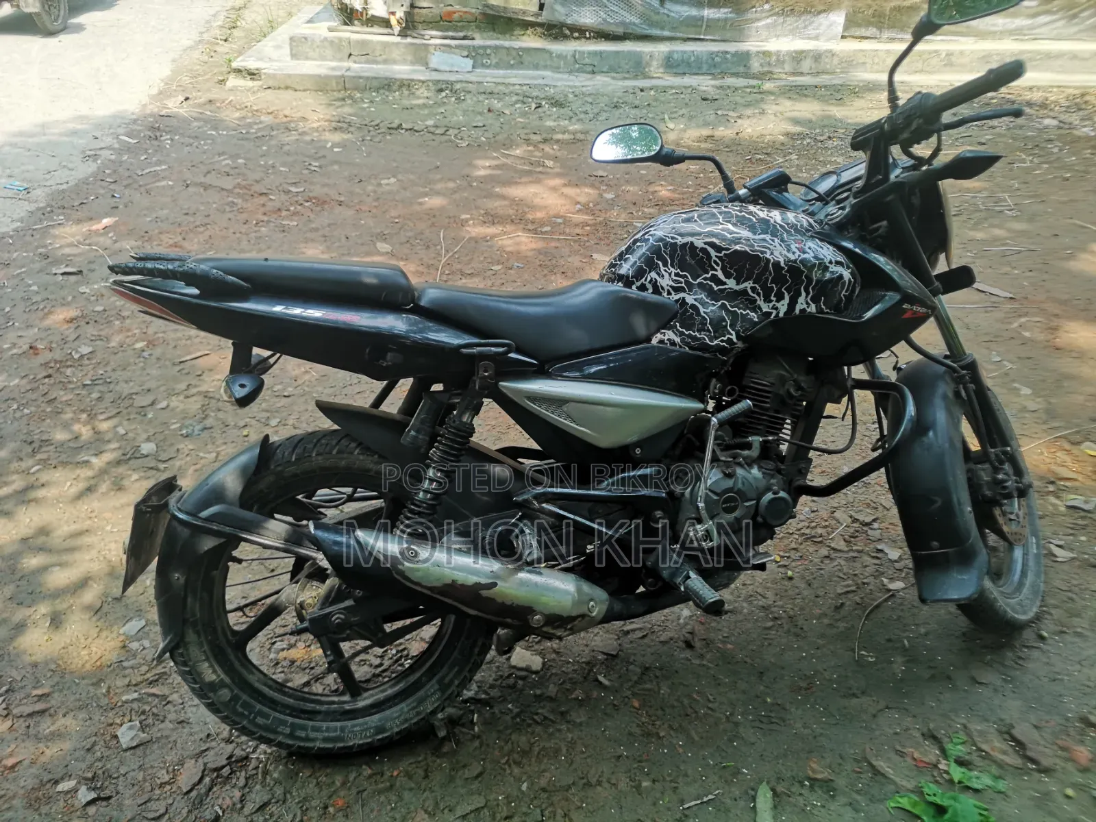 Bajaj Pulsar 135 LS 2015 Black
