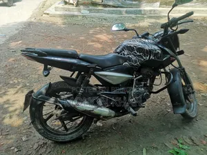 Bajaj Pulsar 135 LS 2015 Black