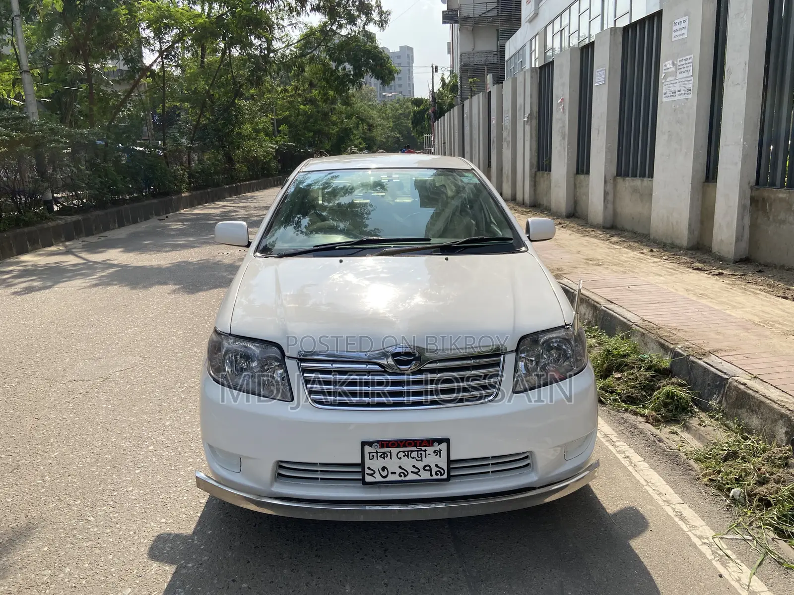 Toyota Corolla 2004 White