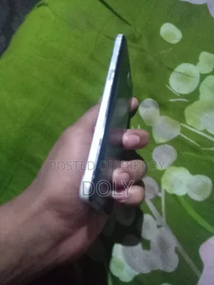 Samsung 8 GB Black