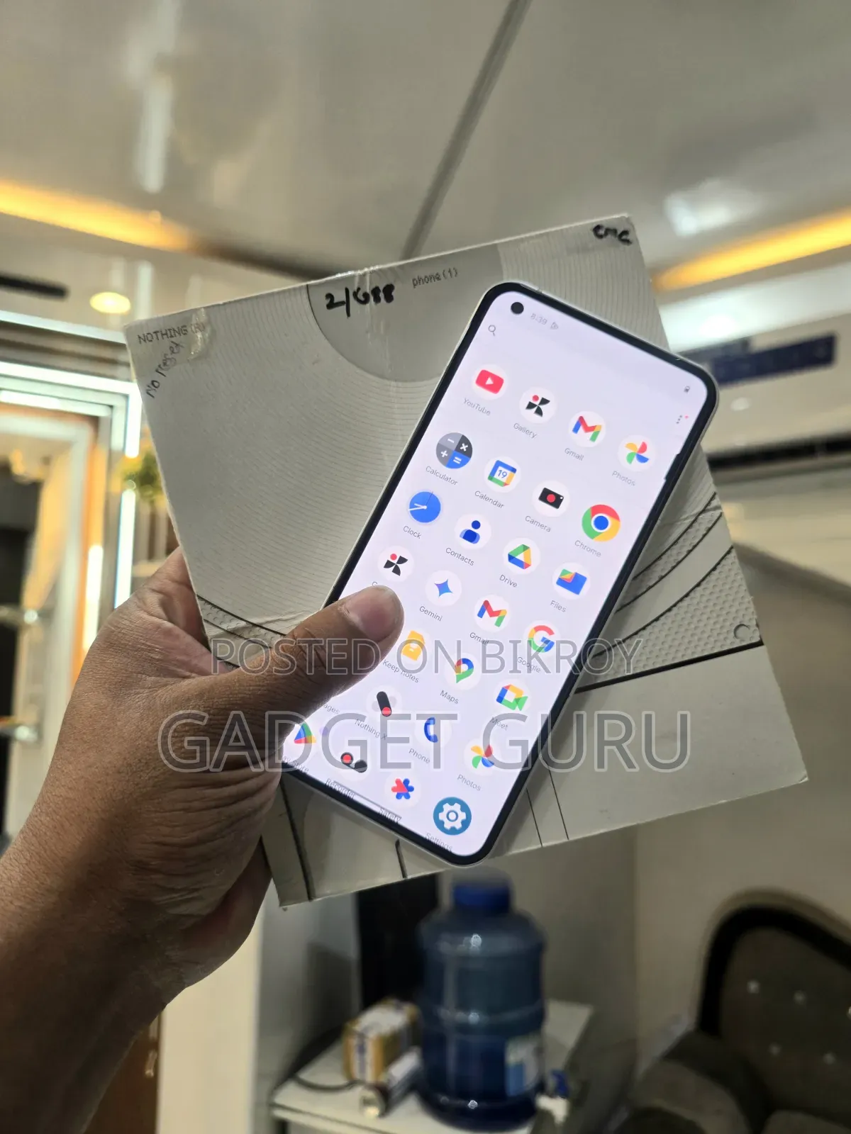নাথিং ফোন ১ ২৫৬ জিবি হোয়াইট