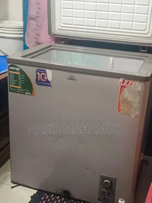 Walton Brand Deep Freezer, Model WCF-1d5-0301