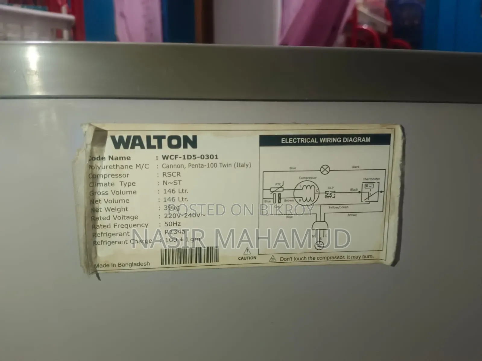 Walton Brand Deep Freezer, Model WCF-1d5-0301