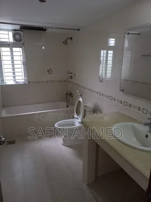 3bdrm Apartment in Gulshan for Rent
