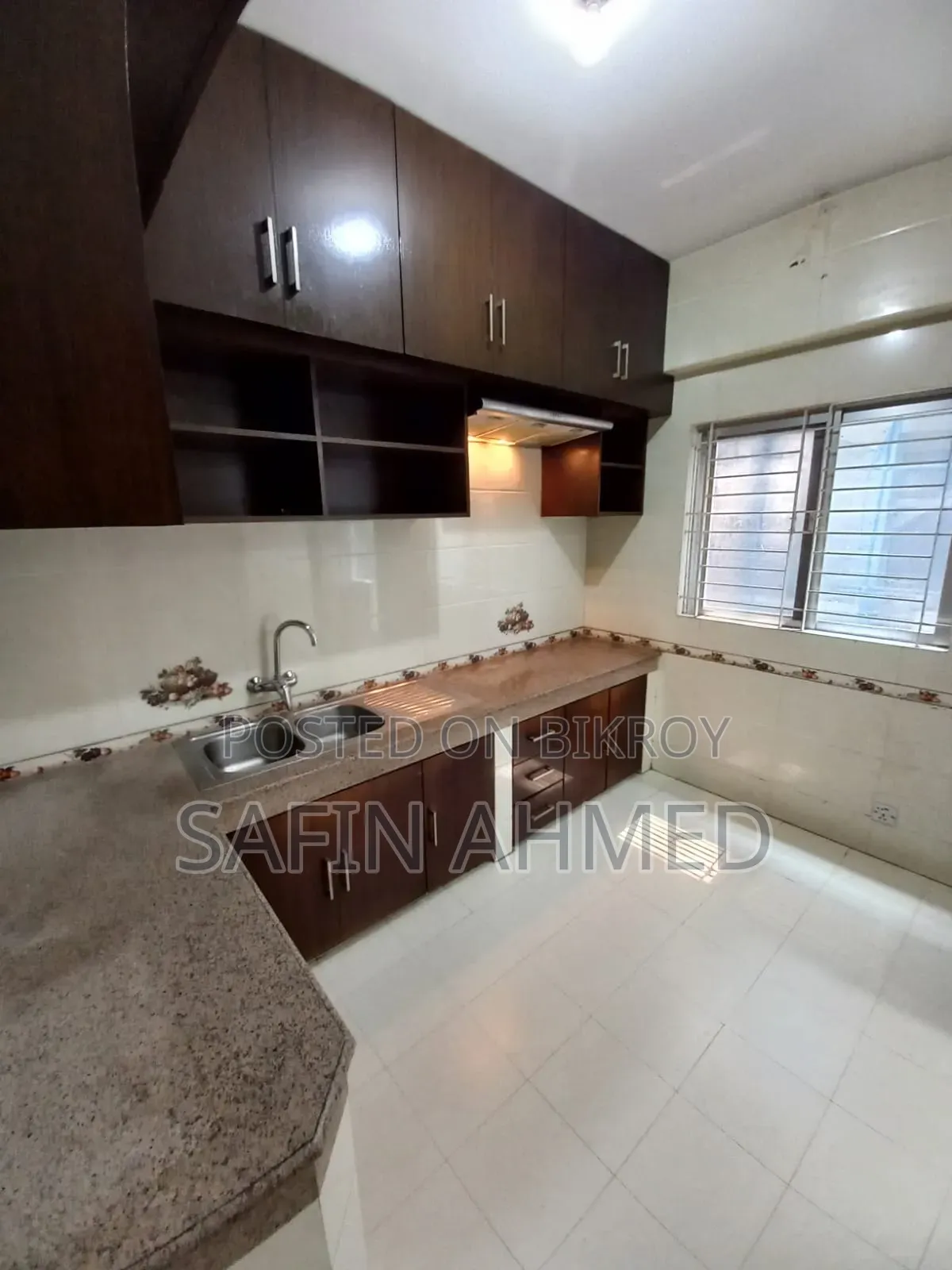 3bdrm Apartment in Gulshan for Rent