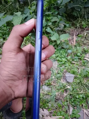 Samsung Galaxy 551 Blue