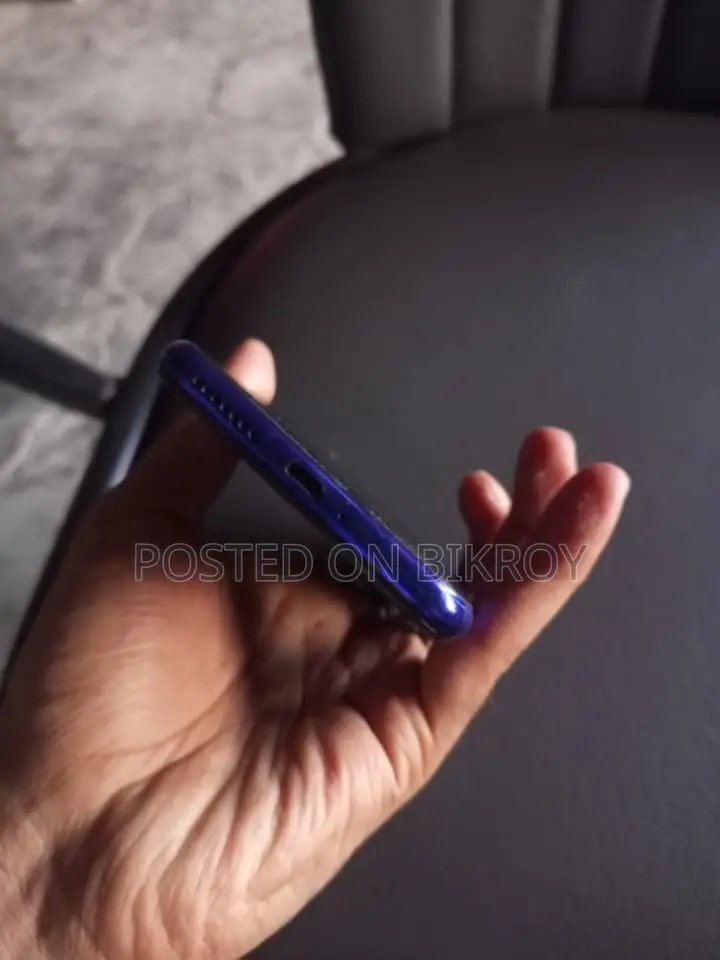 Symphony Z30 32 GB Blue