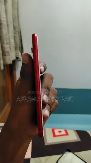 Apple iPhone 7 128 GB Red
