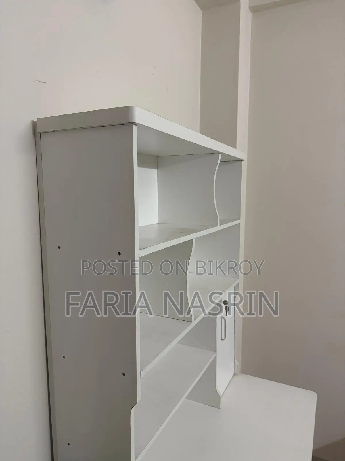 Modern Study Table