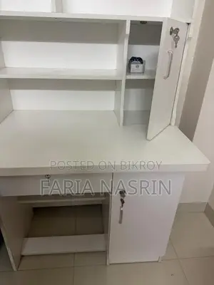 Modern Study Table