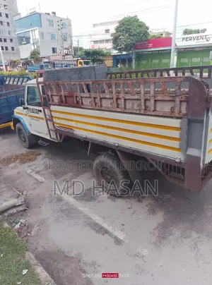 Mahindra (9f)