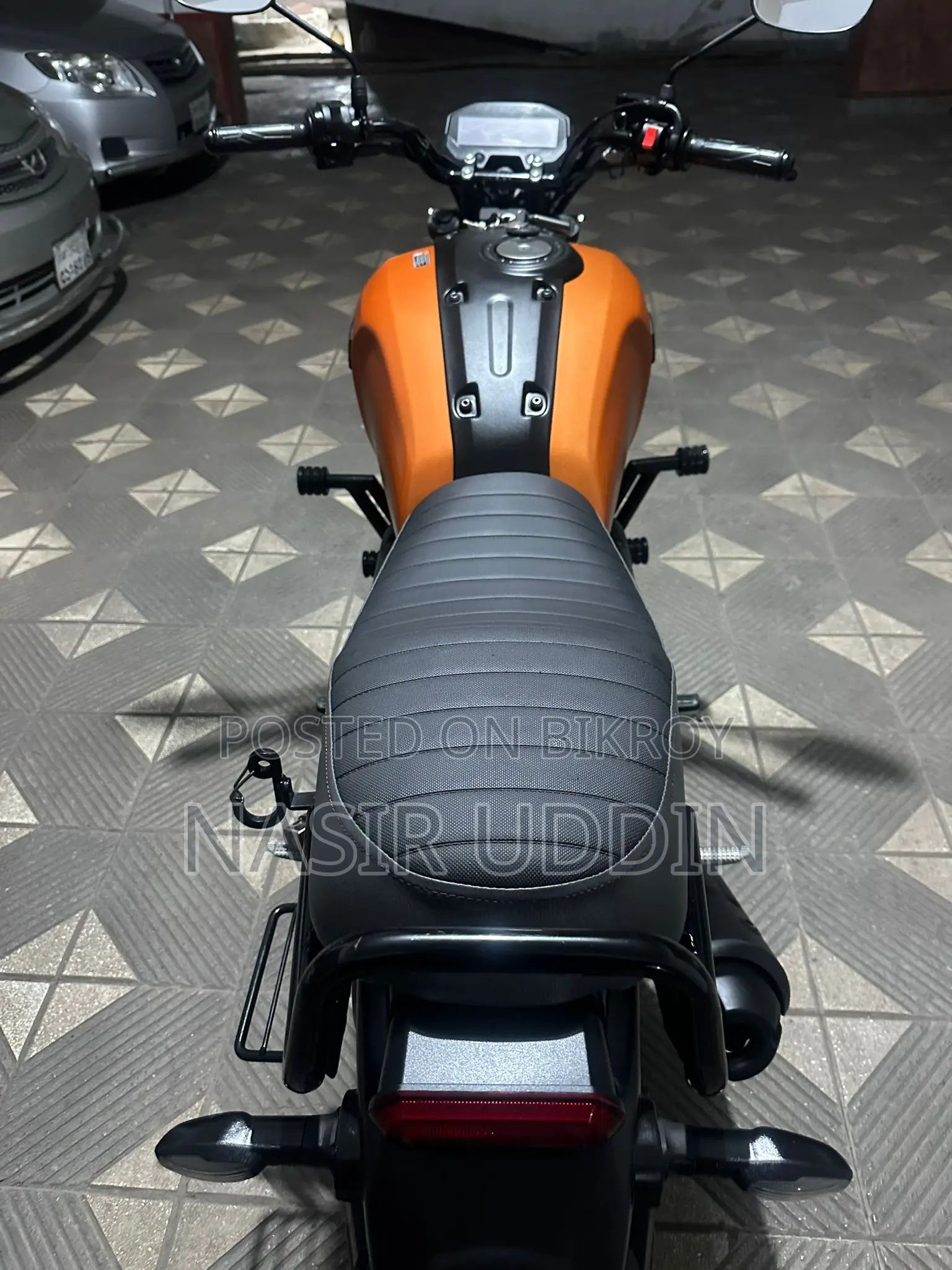 Yamaha FZ 2025 Orange