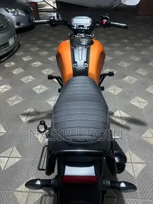 Yamaha FZ 2025 Orange