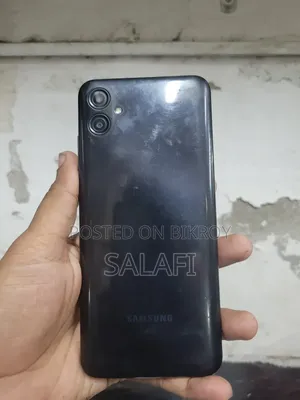 স্যামসাং গ্যালাক্সি এম০৪ ৬৪ জিবি ব্লু