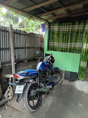 TVS Apache 180 RTR 2017 Blue