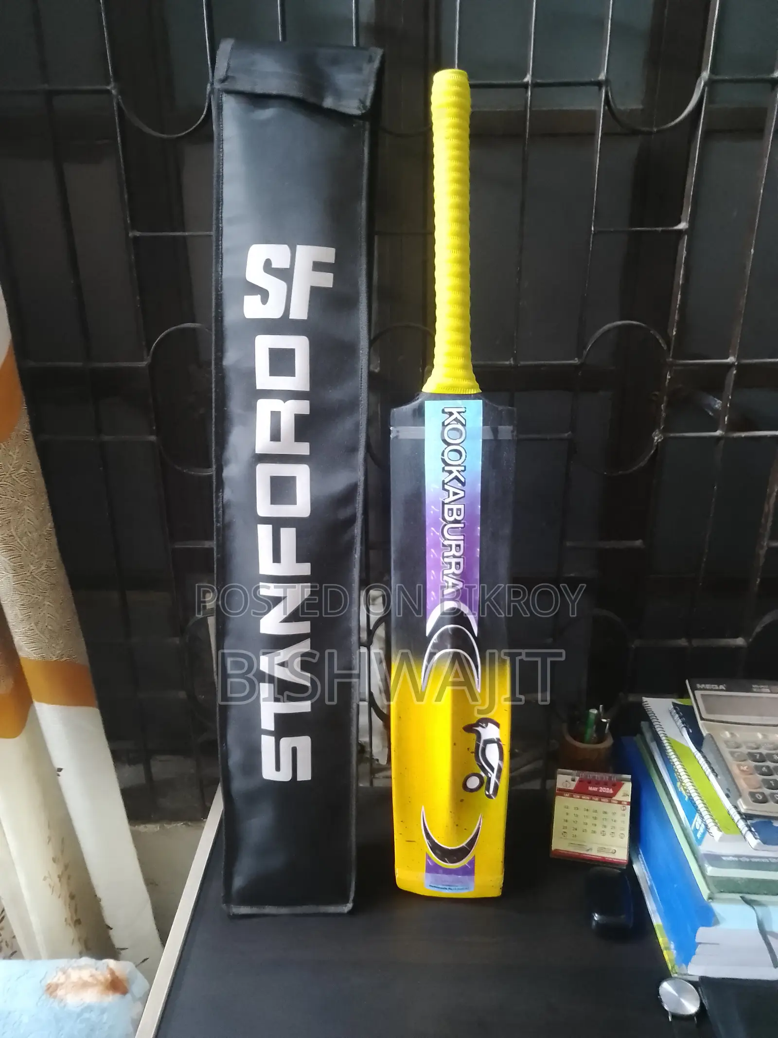 Tape Tennis Bat