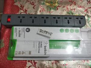 Original Belkin Multi-plug