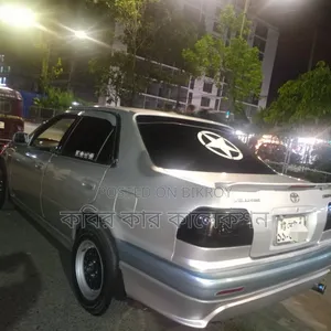 টয়োটা করোলা ১৯৯৬ সিলভার