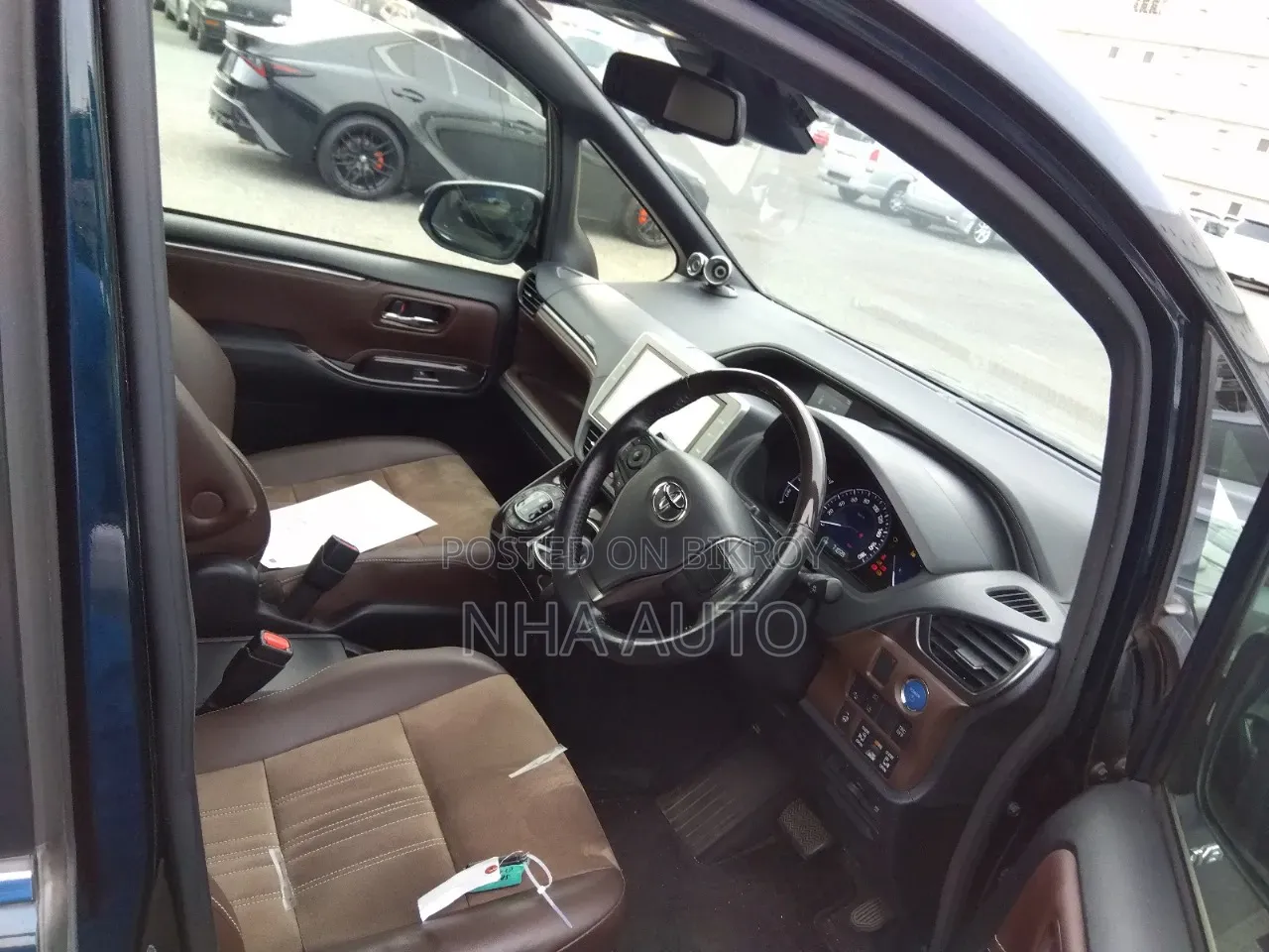 Toyota Esquire 2020 Blue