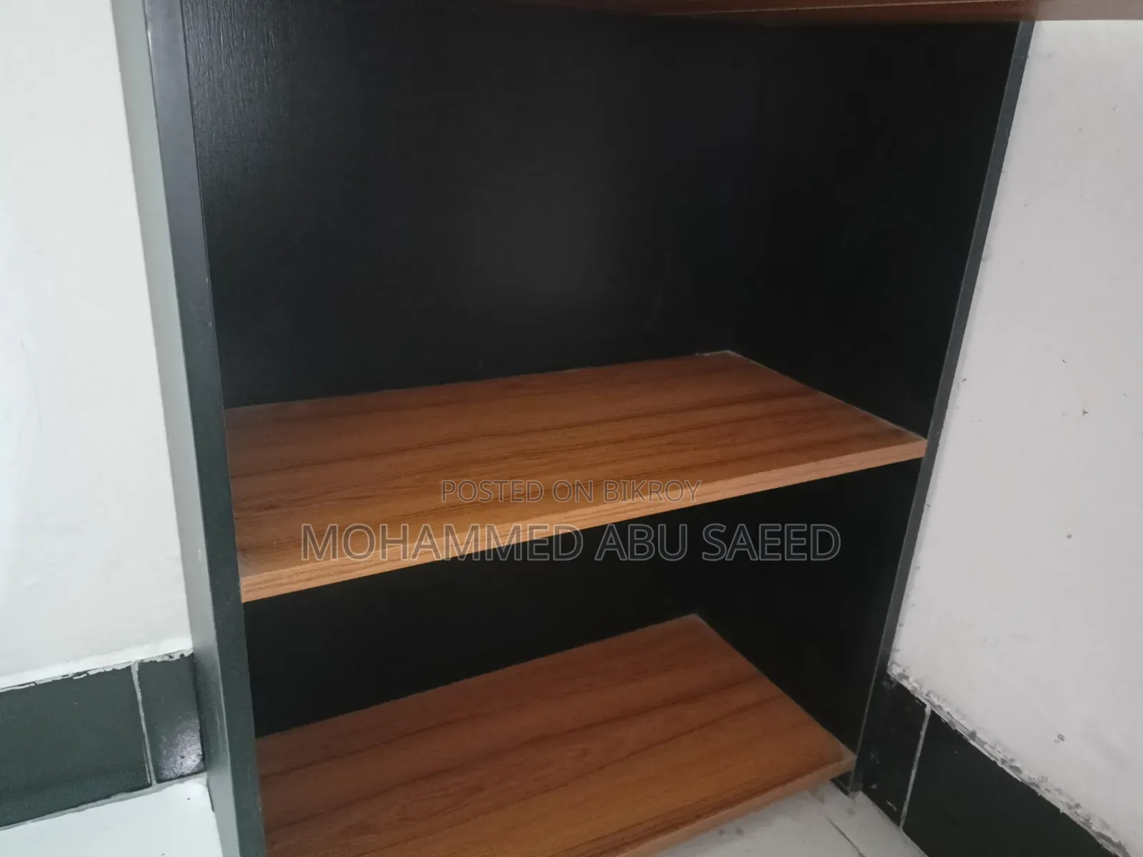 Otobi Table