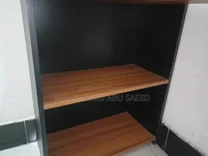 Otobi Table