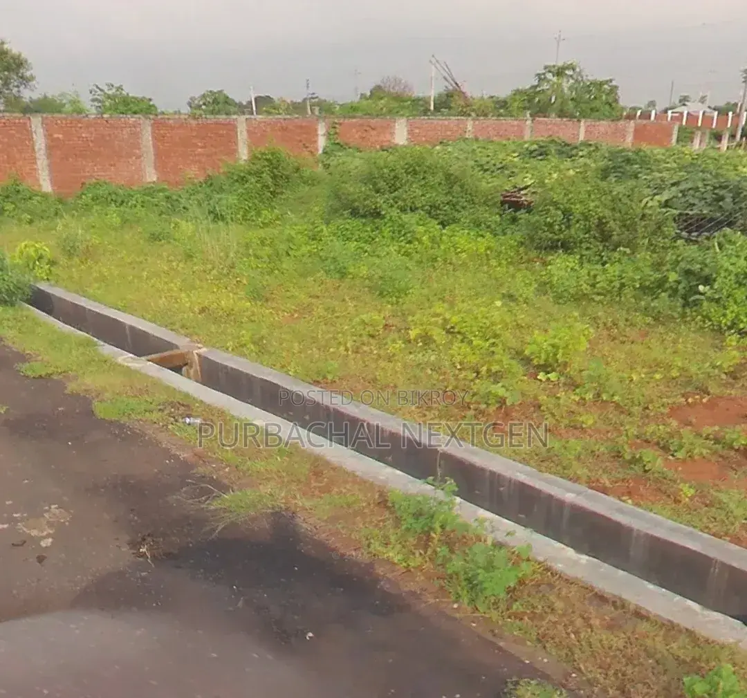 Prime 10 Katha Lake-View Plot for Sale at Rajuk Purbachal