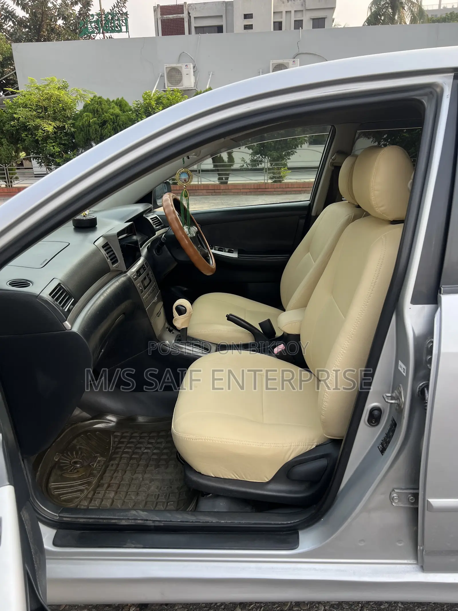 Toyota Corolla 2004 Silver