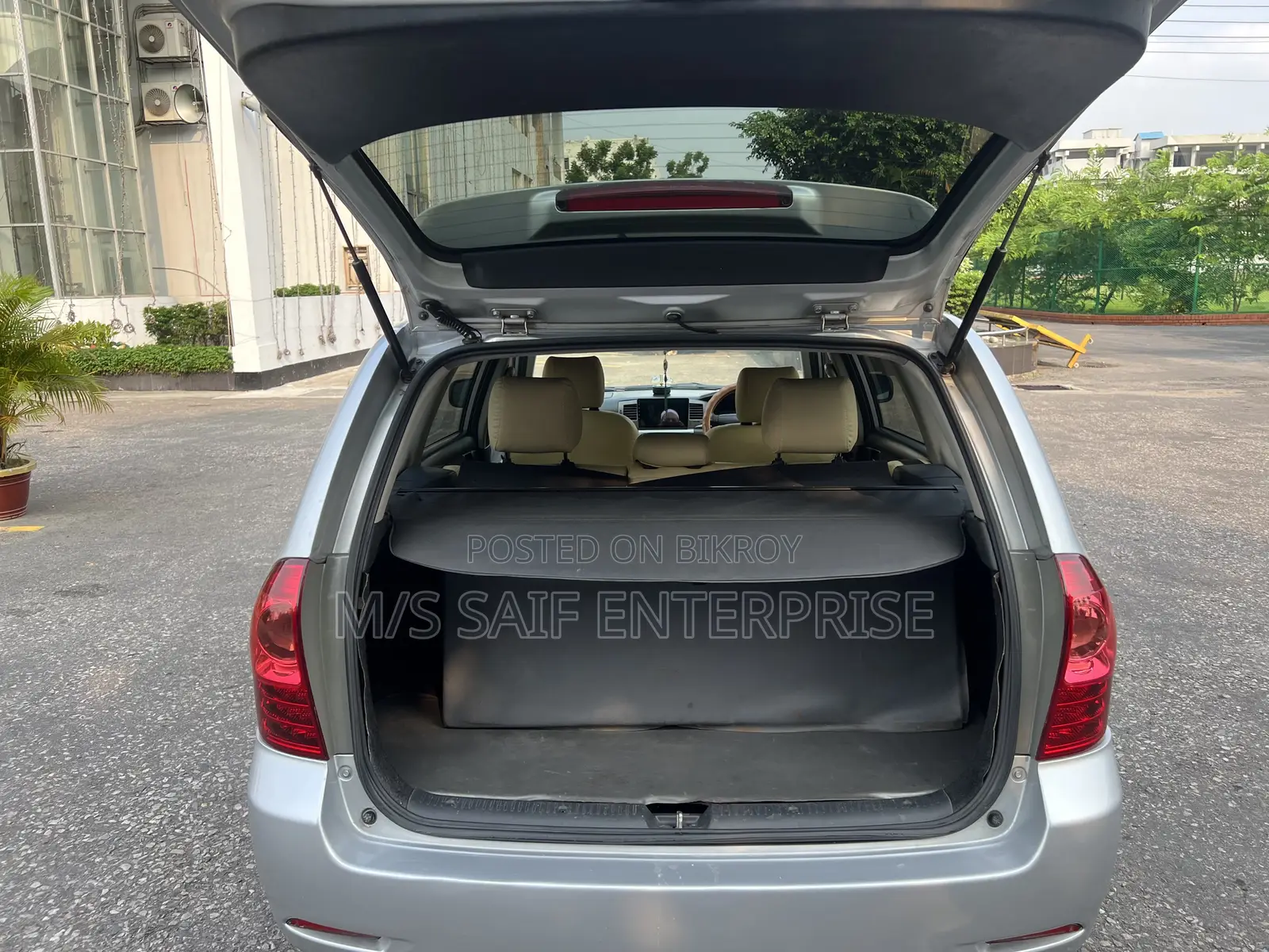Toyota Corolla 2004 Silver
