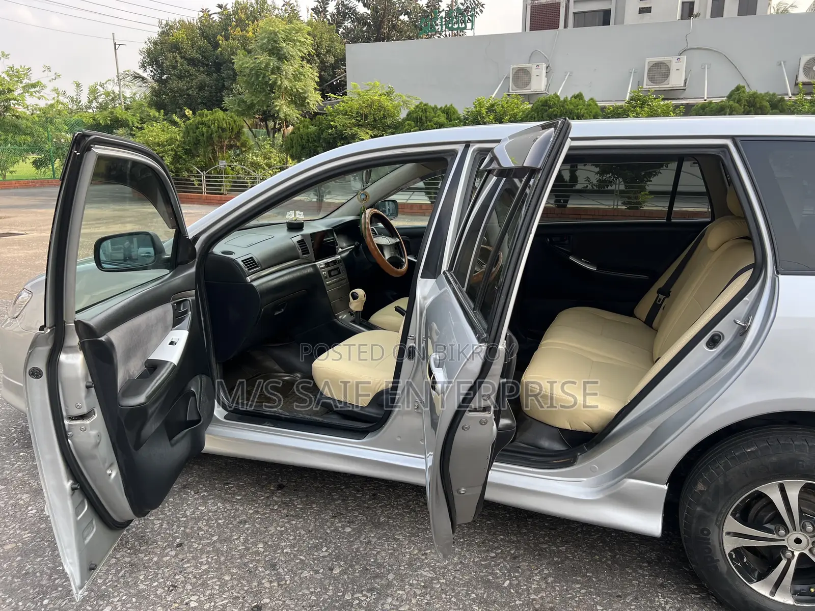 Toyota Corolla 2004 Silver