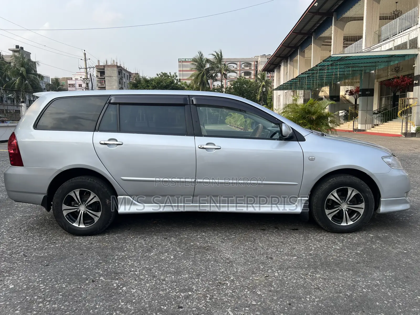 Toyota Corolla 2004 Silver