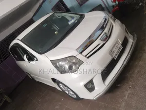 Toyota Noah 2010 Pearl