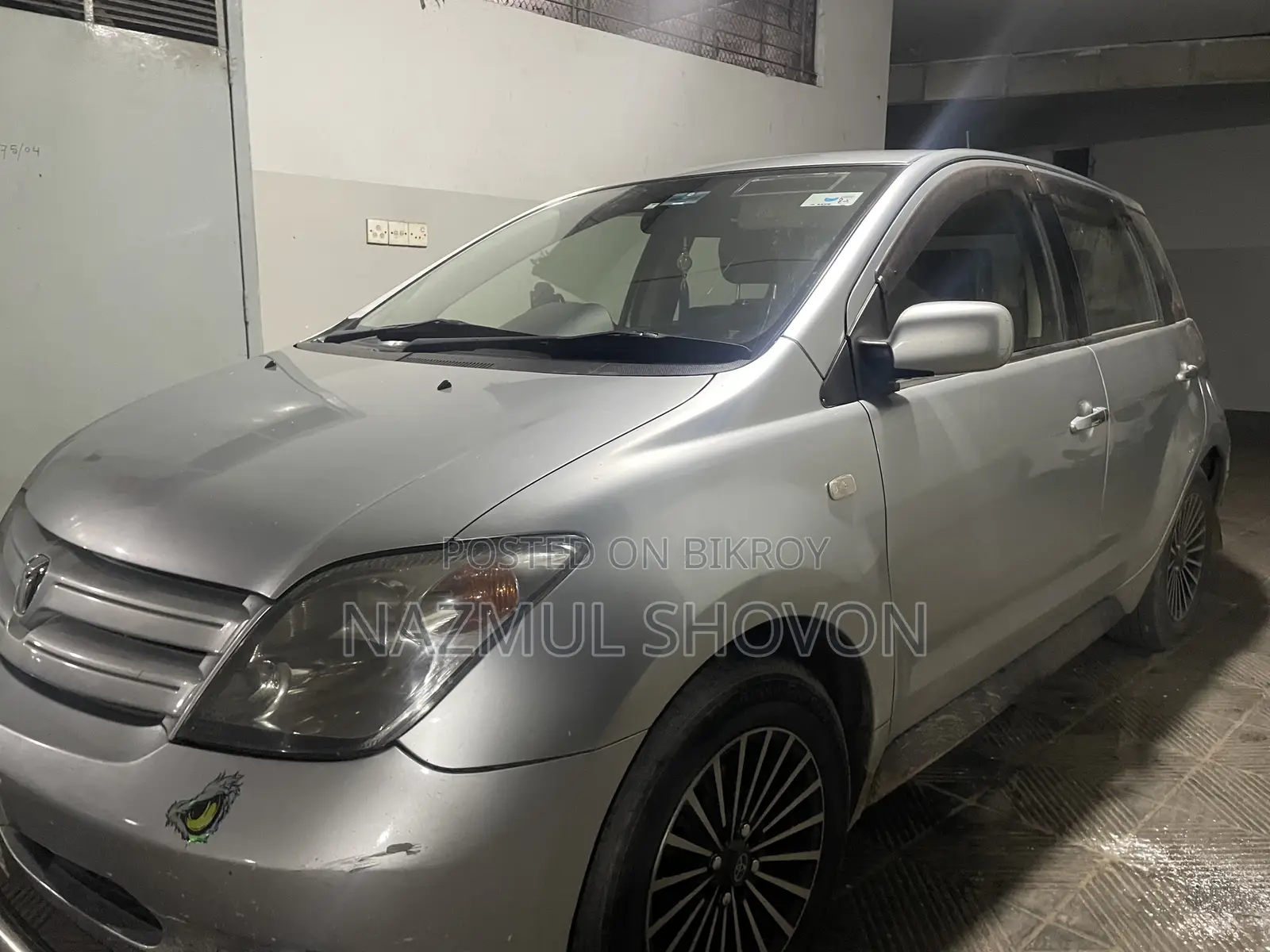 Toyota IST 2002 Silver