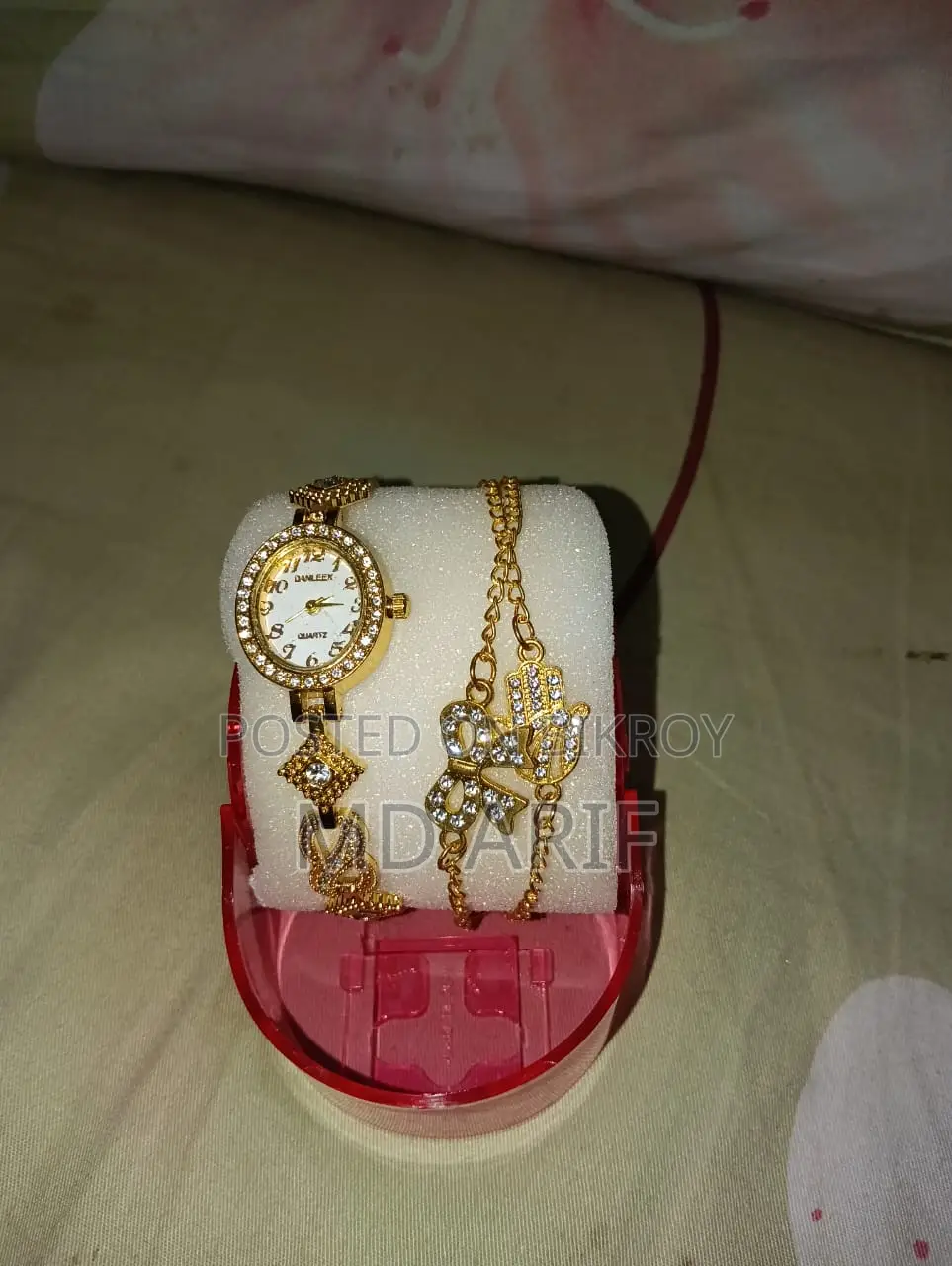 সবার জন্য আধুনিক ঘড়ি