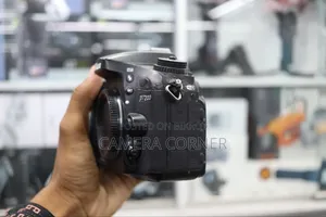 Nikon D7200 Camera