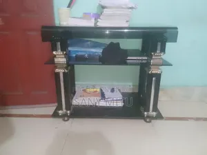 টিভি ট্রলি