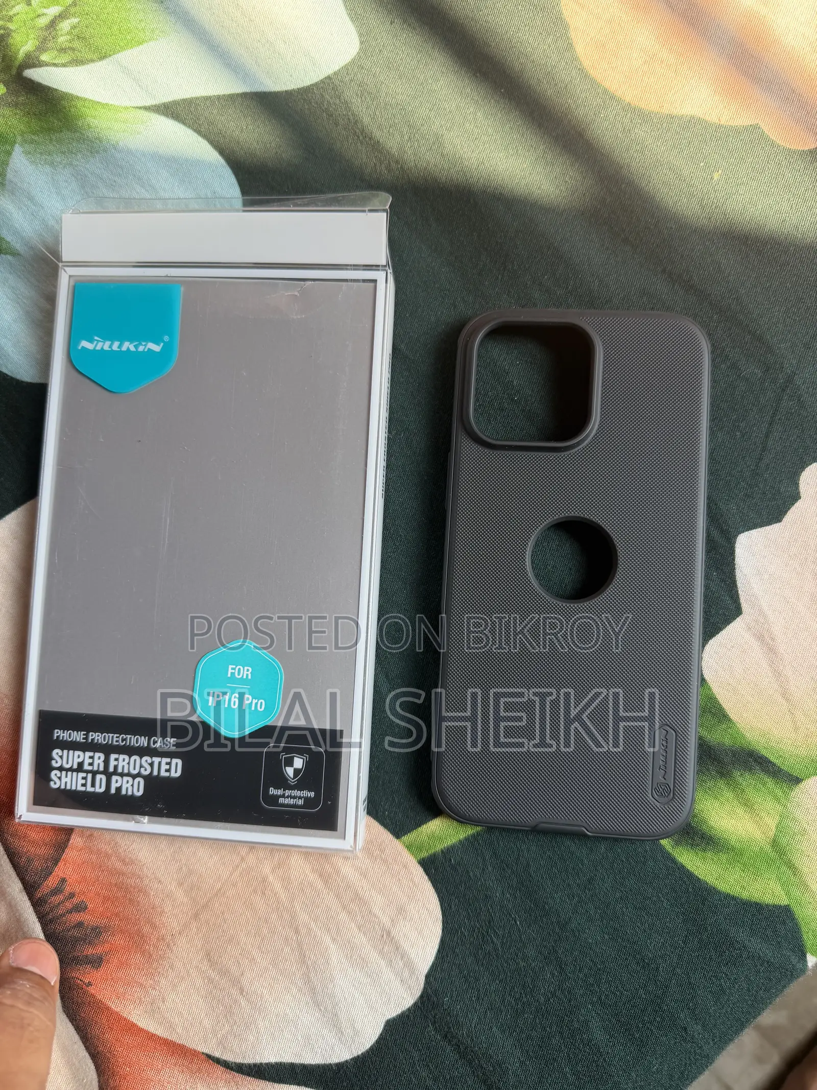 iPhone 16 Pro Cover