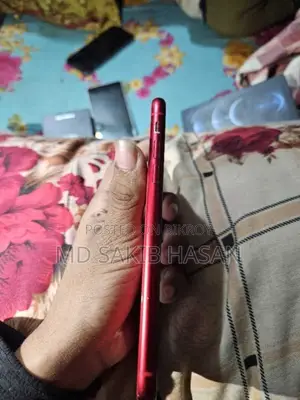 Apple iPhone 11 64 GB Red