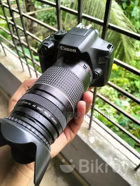 Only 75-300mm Zoom Lens Full Fresh Condition