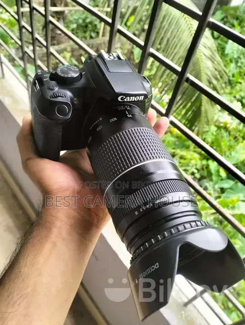 Only 75-300mm Zoom Lens Full Fresh Condition