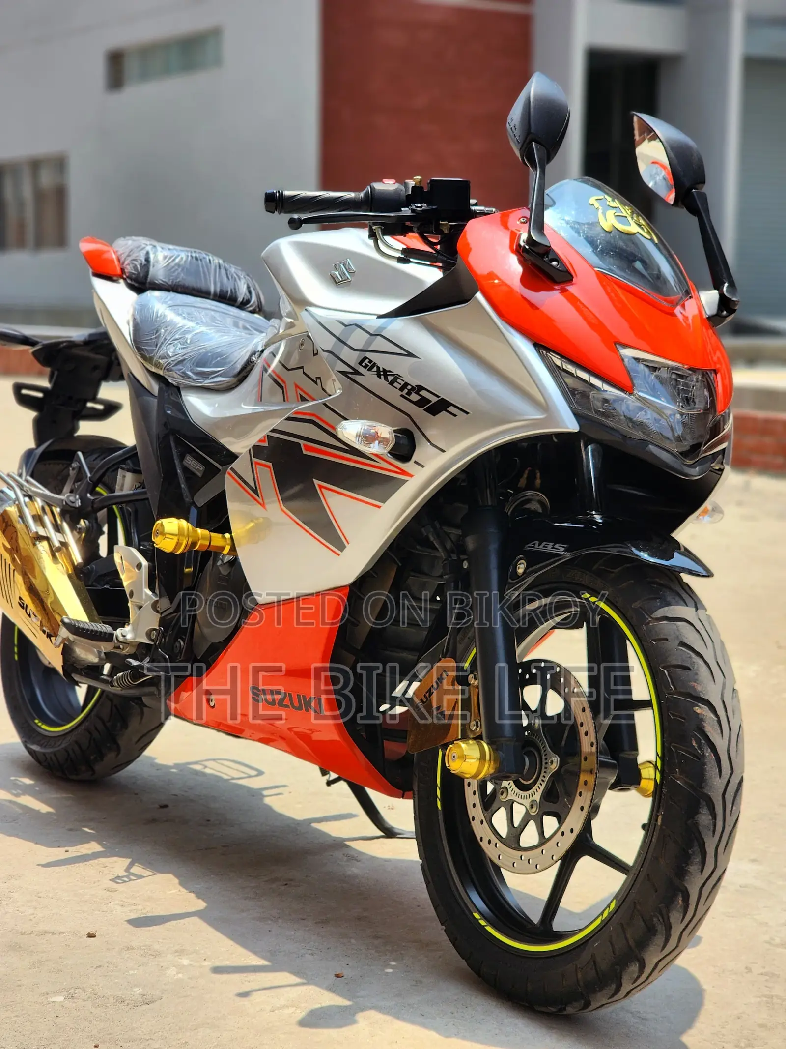Suzuki Gixxer SF 2024 Orange