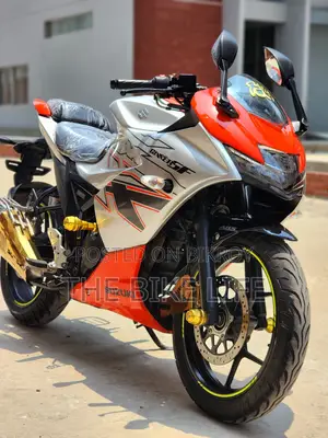 Suzuki Gixxer SF 2024 Orange